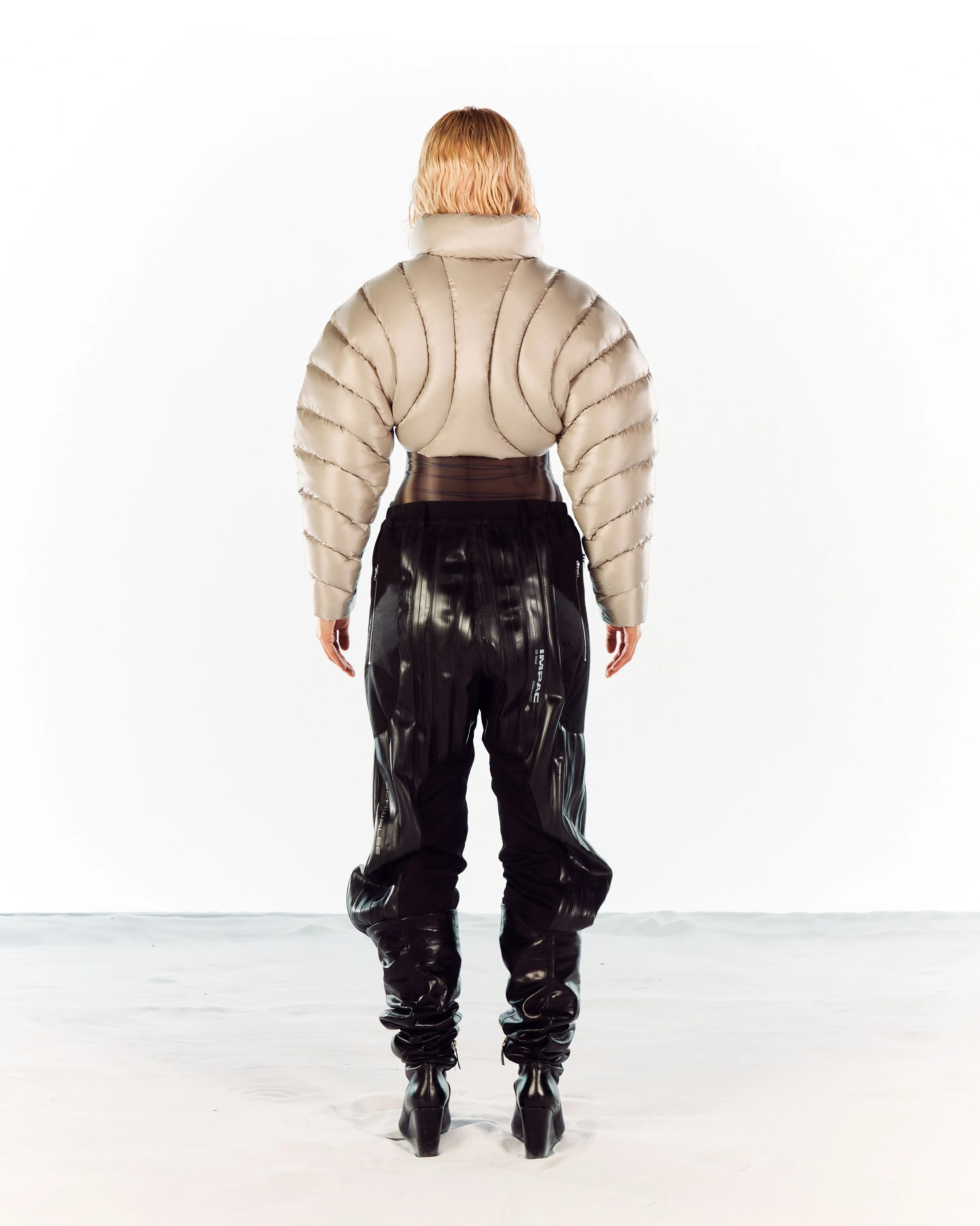 ION CROP PUFFER - BEIGE